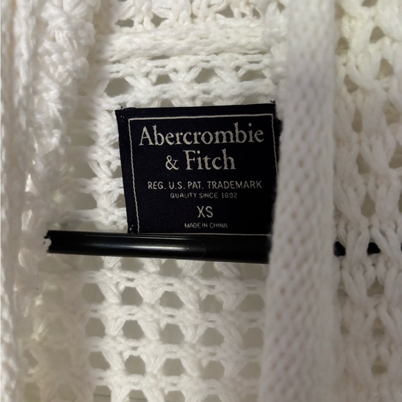 Abercrombie & Fitch Knit Cardigan - Picture 3 of 4
